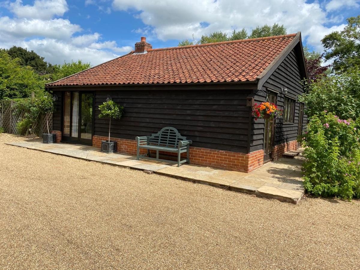 Вилла Brundish Suffolk Barn 2 Bed Idyllic 6 Acres Wilby  Экстерьер фото